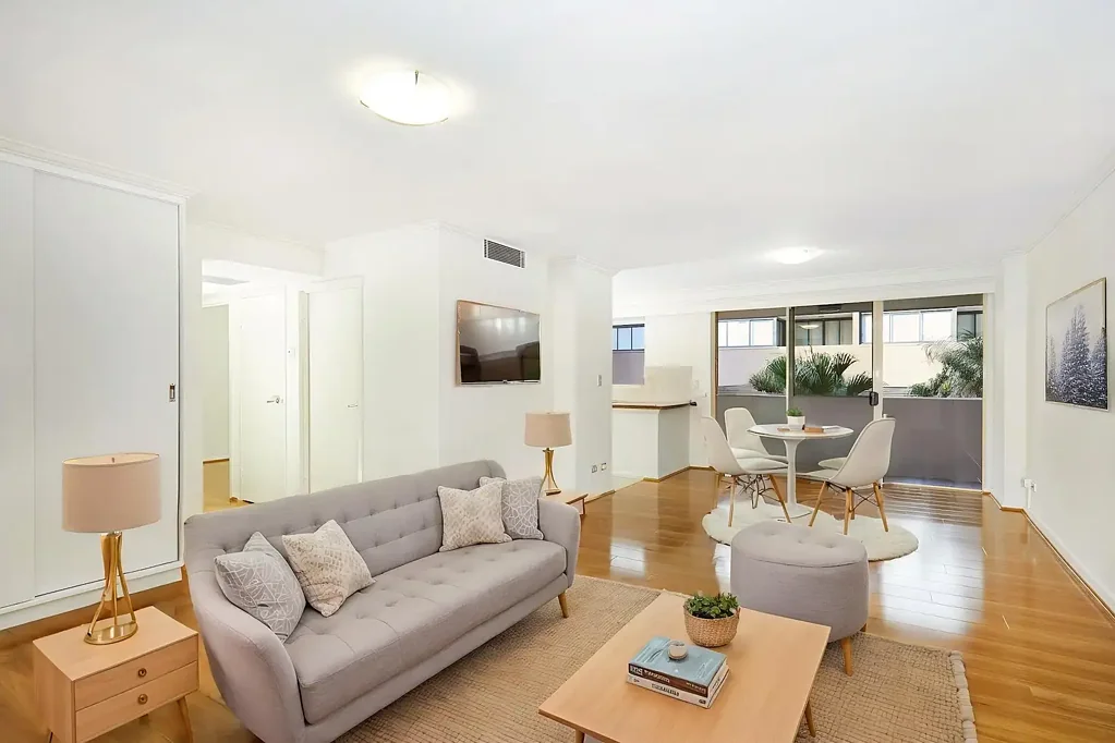 Hornsby 2 Bedroom Light-Filled East-Facing Living