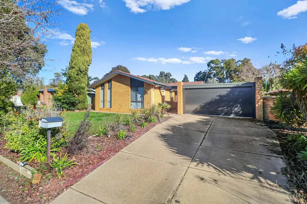 Comfortable Family Living with a Spacious Backyard