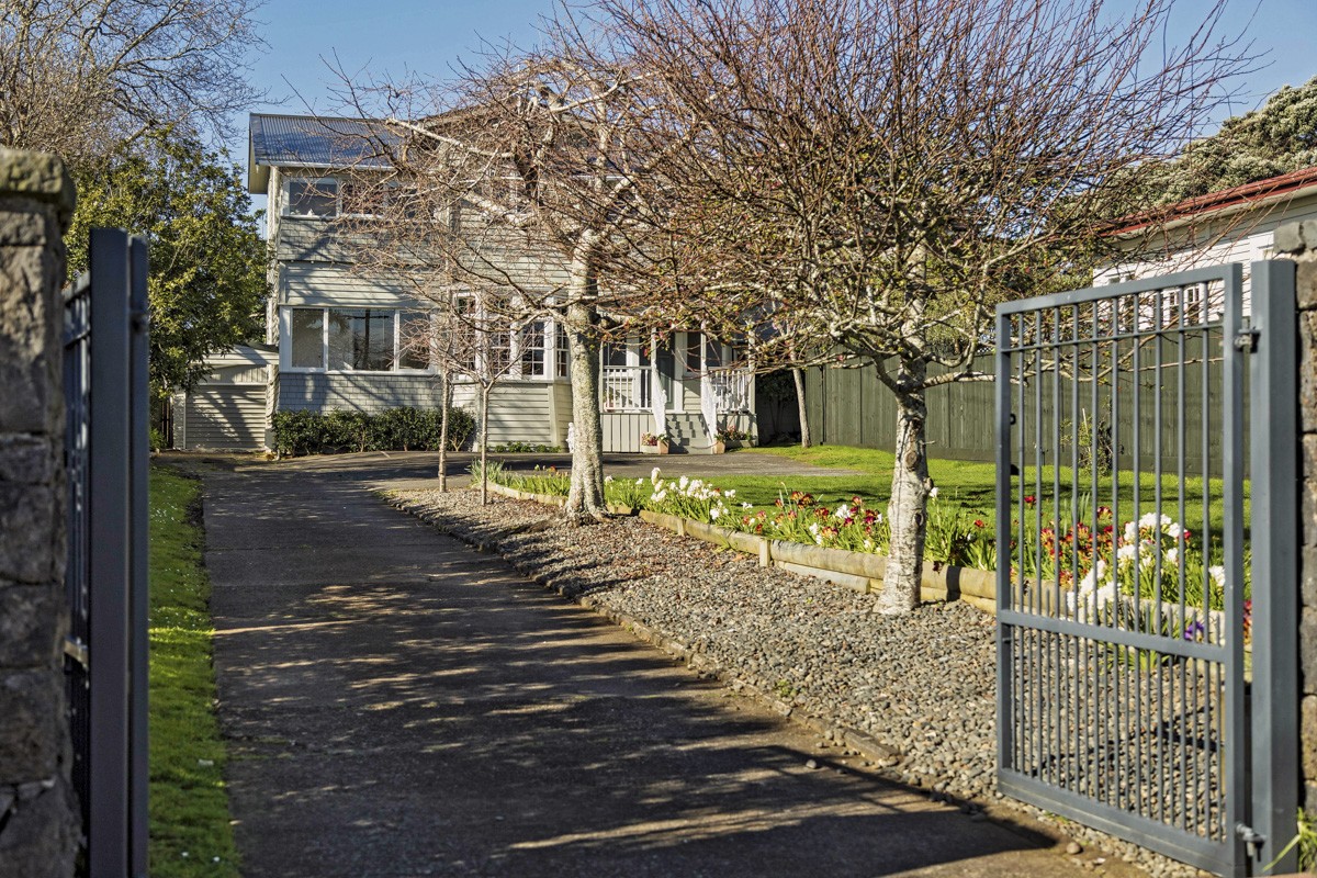 Residential  Mixed Housing Suburban Zone