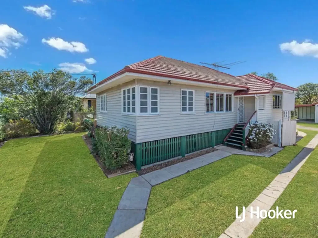 Charming Family Home with Space, Comfort & Privacy!