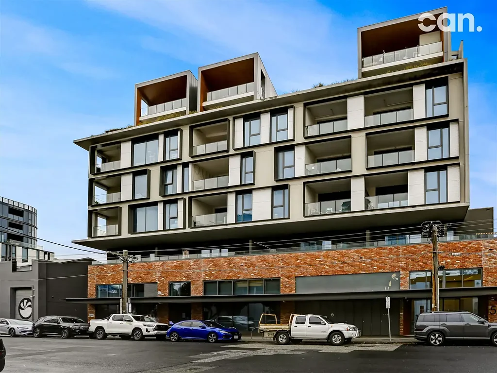 South Melbourne 2房 Lilix精装两卧 两卫现代厨房 Smeg电器 私人阳台 步行商圈 南墨尔本核心 优质生活空间 Stylish City-Edge Living in the Heart of South Melbourne