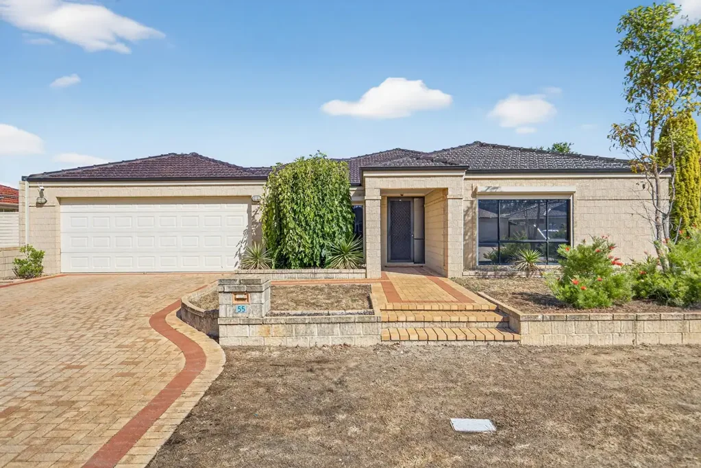 55 Montebourg Meander, Port Kennedy, WA 6172