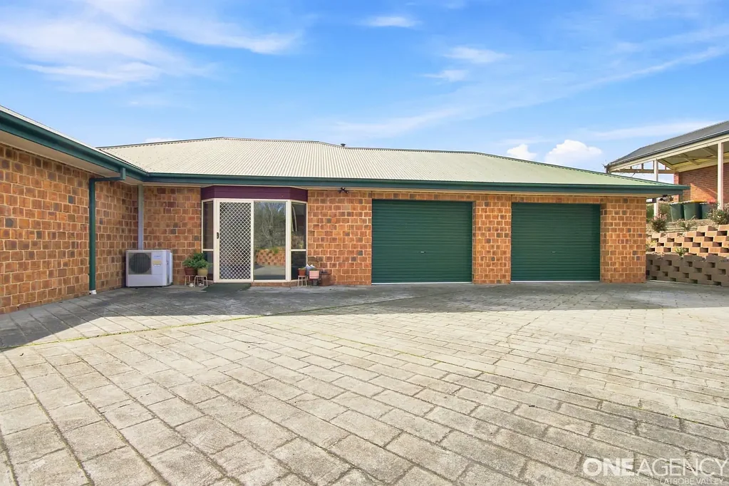 10 Manor Rise, Morwell, VIC 3840, 3房, 3浴, House