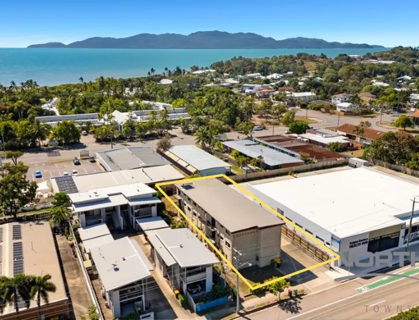 1/25 Bundock Street, Belgian Gardens, Townsville, 2 Kuwarto, 1 Banyo, Unit
