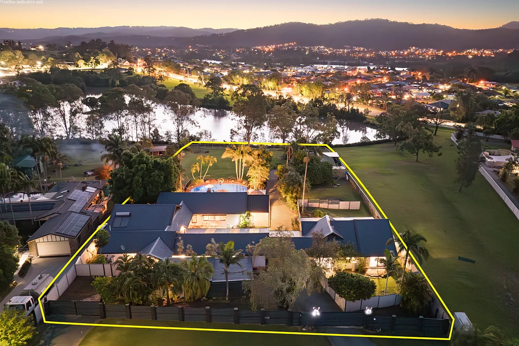 21 Ruth Terrace, Oxenford, QLD 4210
