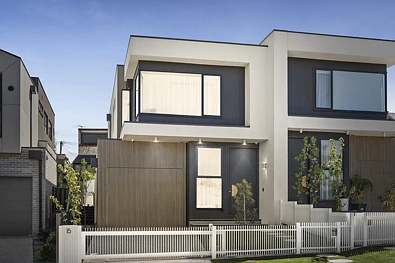 Strathmore Heights 4ਬੈੱਡਰੂਮ Elevated Luxury, Exceptional Space & Valley Views