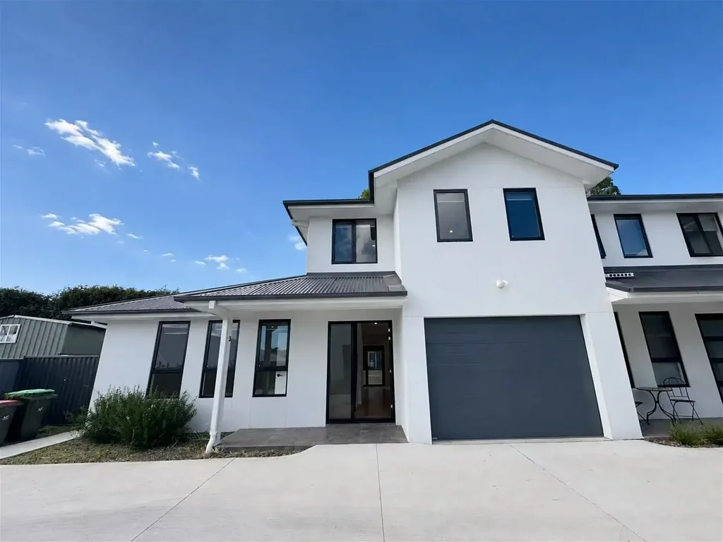 !!Open cancelled  -Stunning Luxury Family Home in a Prime Location