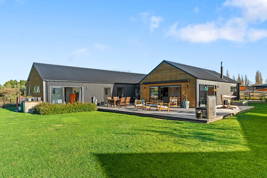 Masterton 4غرفة نوم Family Treasure-BEO $1,050,000
