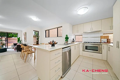 37C Thrall Street, Innaloo, WA 6018, 4房, 2浴, House