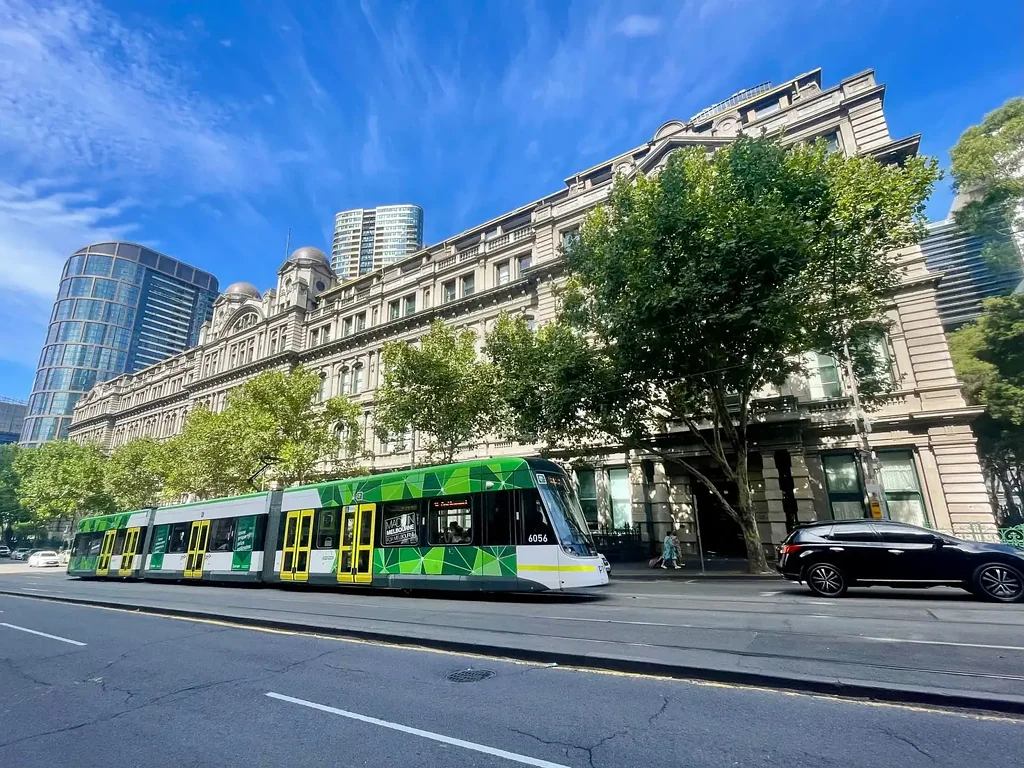 LUXURIOUS, FULLY FURNISHED, SPACIOUS STUDIO APARTMENT IN THE GRAND CENTRAL BUILDING!