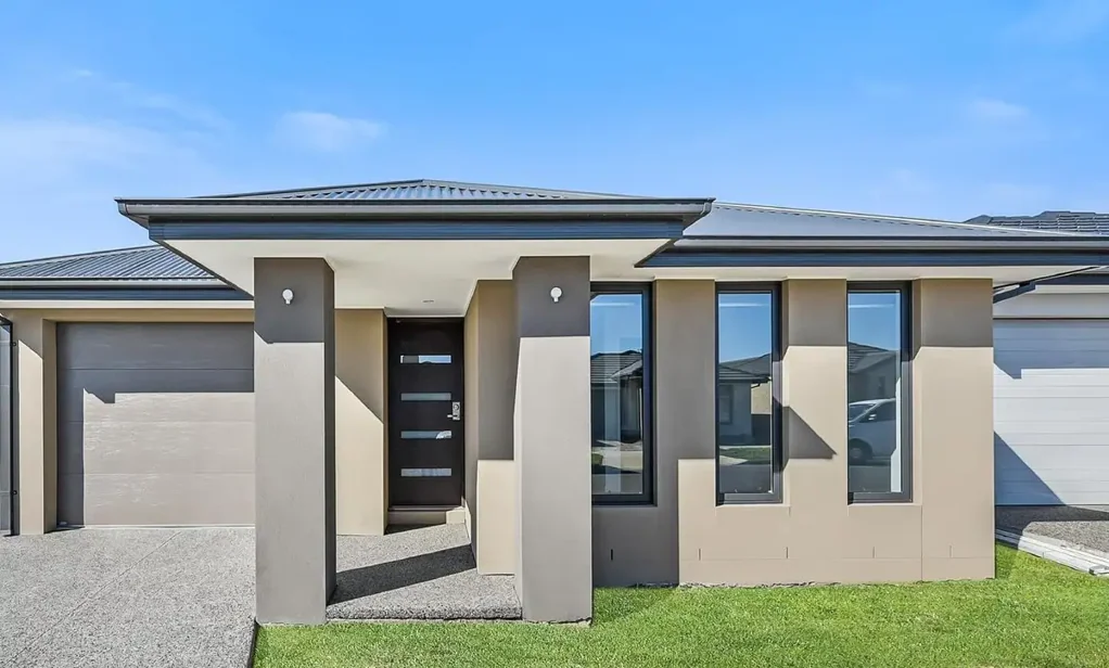 Spacious Family Home in Prime Clyde Location