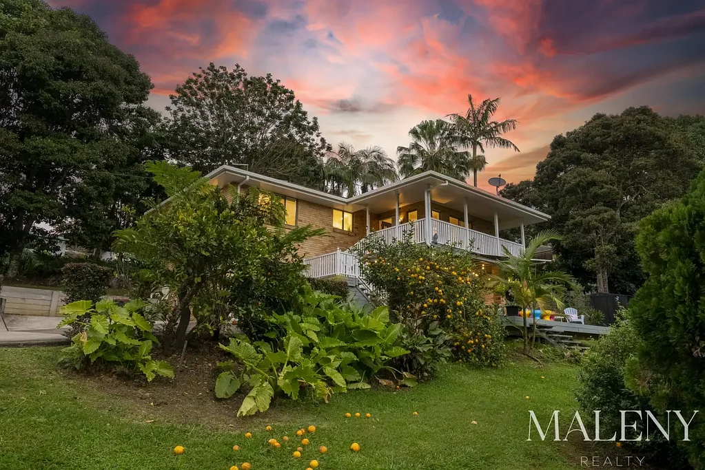 Maleny 5 Bedroom Dual Living Delight, Stunning Renovation!