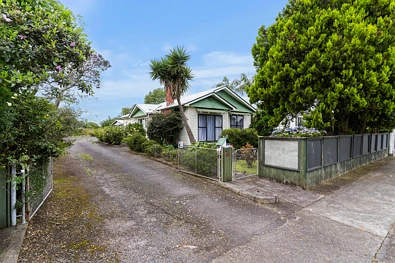 成交价低至$40万！奥克兰拍卖场火热升温，这类住宅遭开发商围抢，价格亮眼……