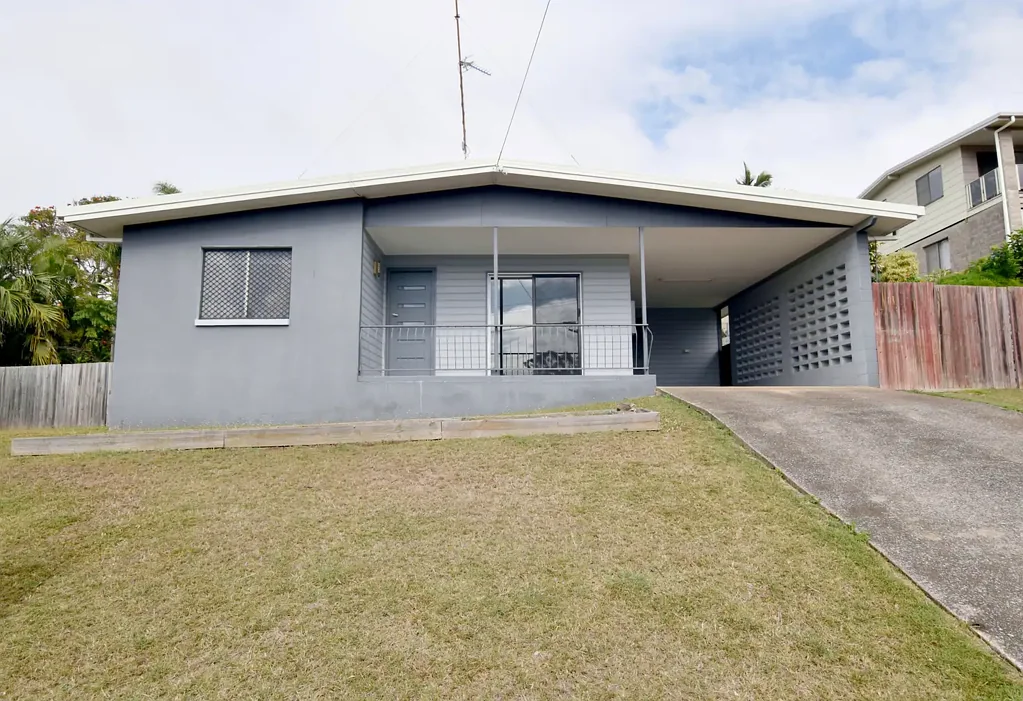 LOW MAINTENANCE - NEAT AND TIDY 3 BEDROOM HOME