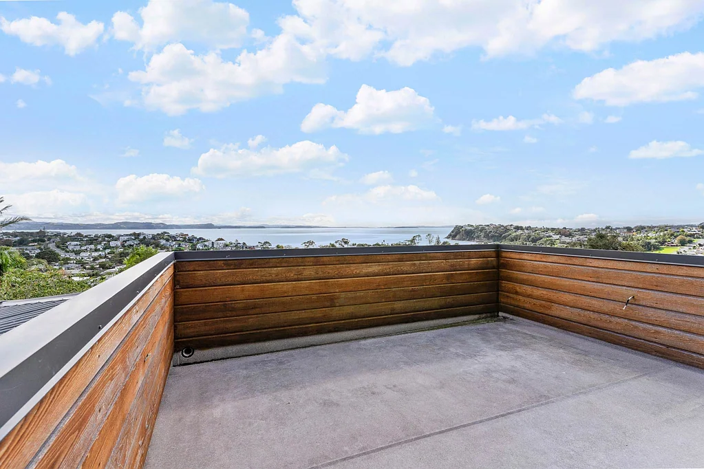 Stanmore Bay 3房  Heart of the Bay: Views & Convenience