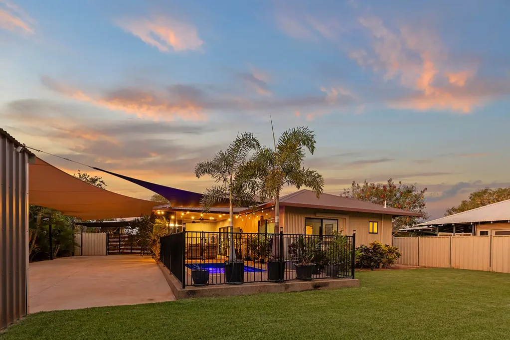 Bilingurr 3Kwarto Modern Family Living Opposite Tanami Park — Space, Style & Serenity!