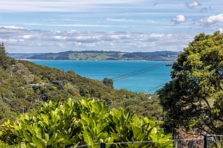 100 Fairview Crescent, Omiha, Waiheke Island
