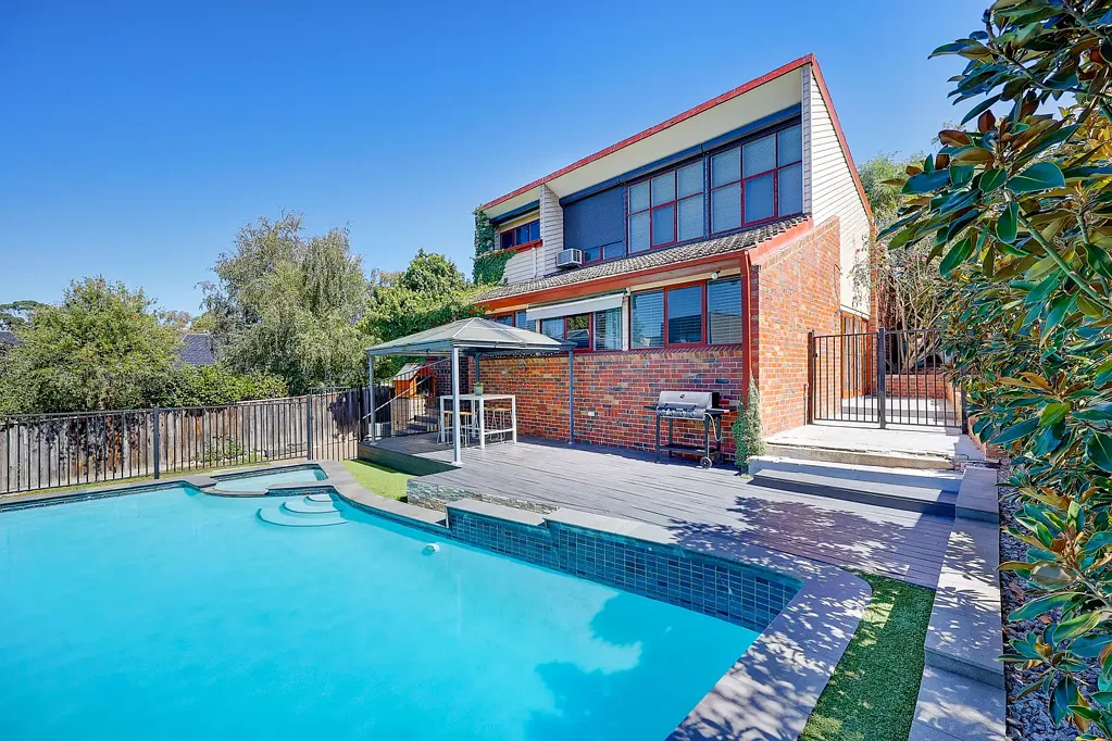 14 Elysee Court, Strathmore Heights, VIC 3041