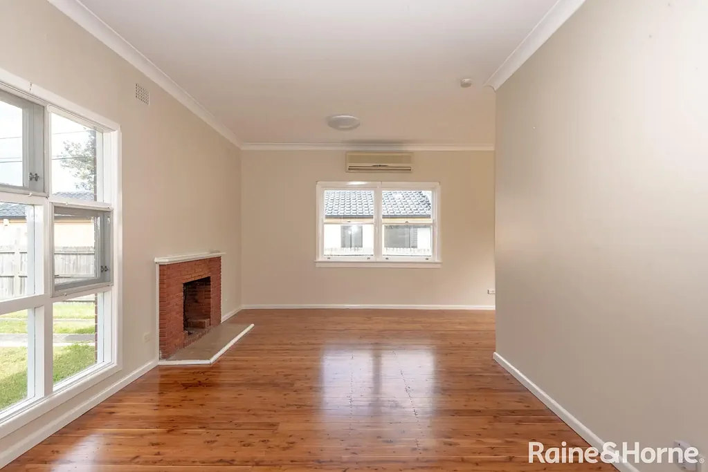 Central Location in Hornsby