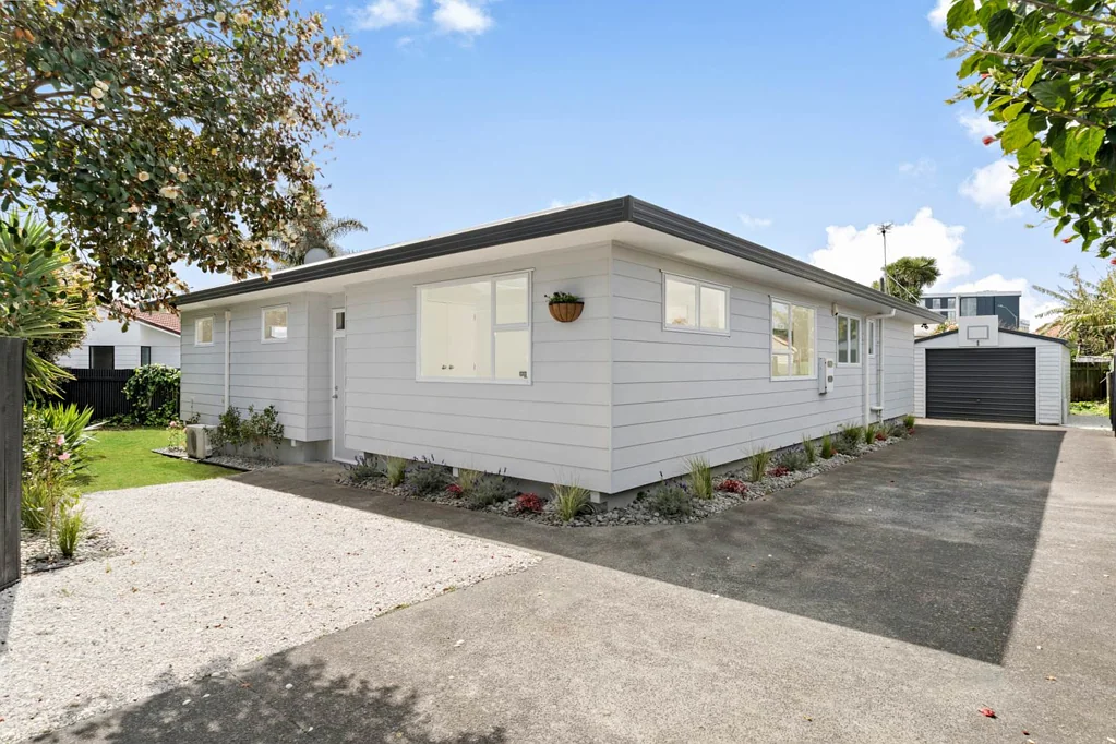 43A Graham Avenue, Te Atatu Peninsula, Waitakere City, Auckland