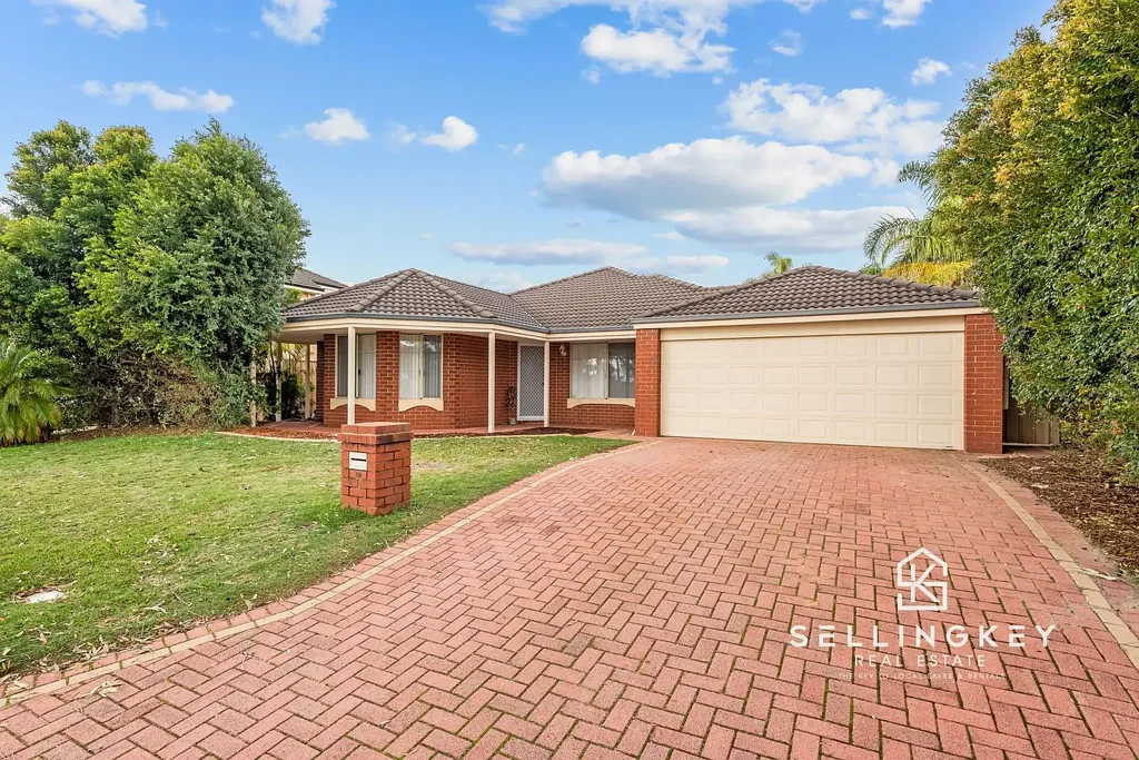 Canning Vale 4Habitaciones SellingKey Real Estate presents 30 Excelsior Drive, Canning Vale!