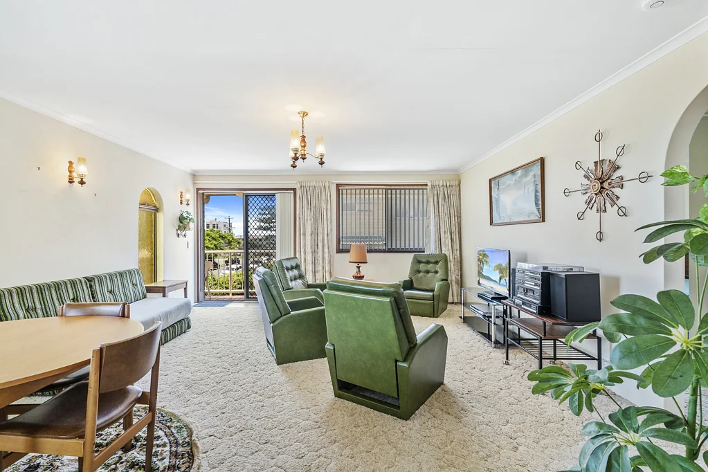 7/16 Thirteenth Avenue, Palm Beach, QLD 4221