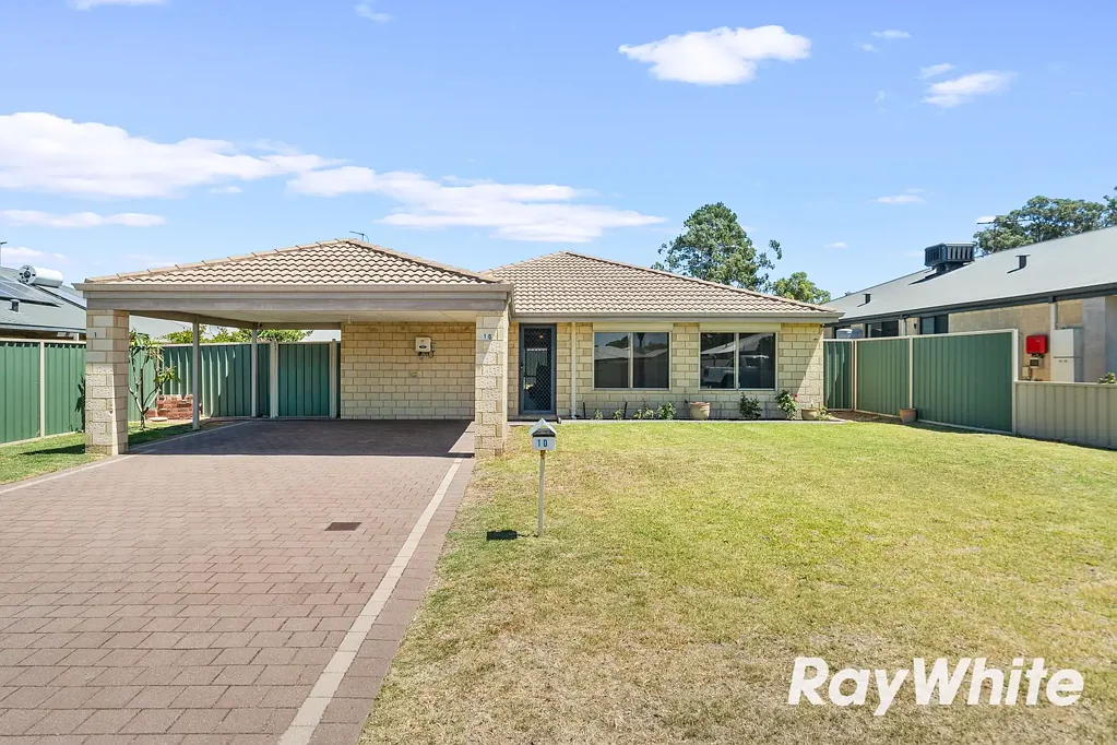 10 Falstaff Close, Greenfields, WA 6210