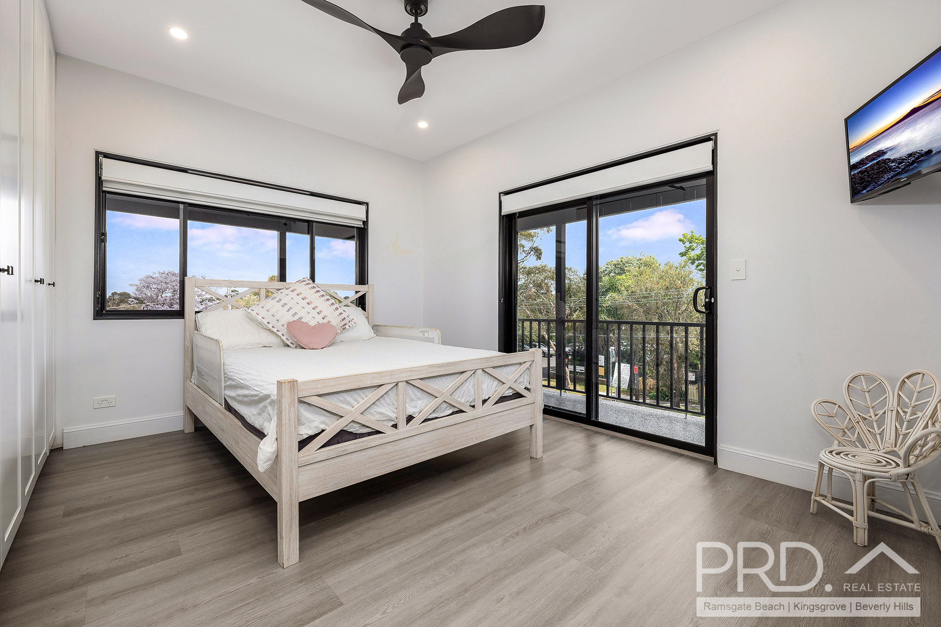 2 BURRIMUL ST, KINGSGROVE NSW 2208, 0 phòng ngủ, 0 phòng tắm, House