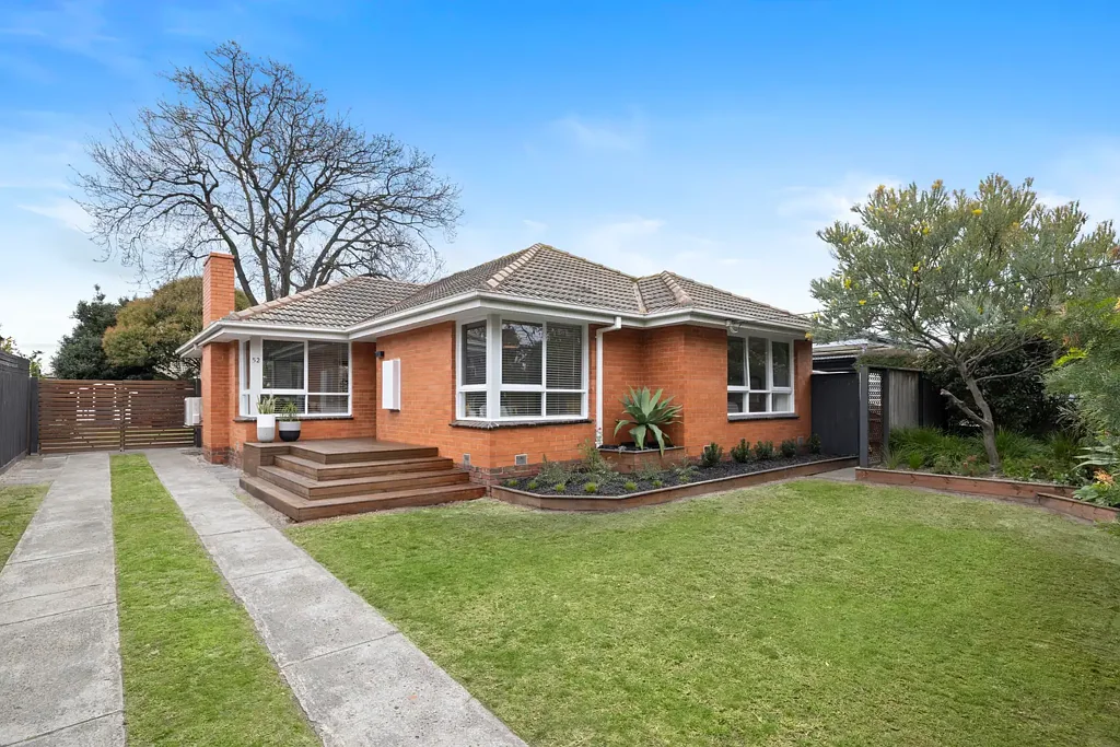 Parkdale 3 Bedroom Warm, Inviting – and It Could Be Yours!