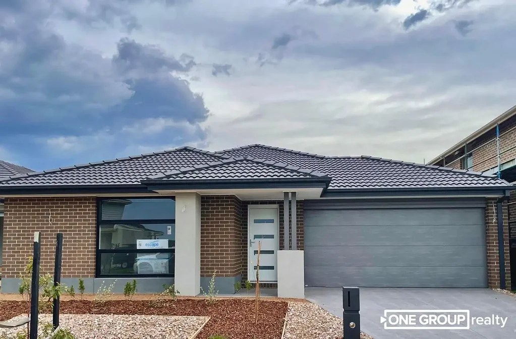 MODERN PROPERTY FOR LEASE!