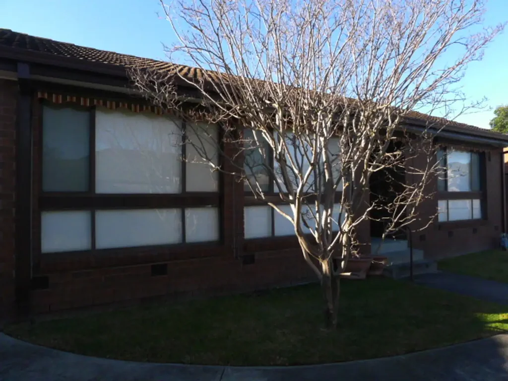 Large 2 Bedroom Unit