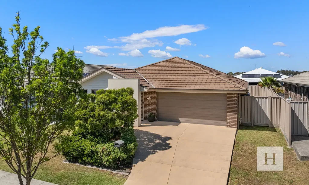 19 Ridgmont Circuit, Thornton, NSW 2322