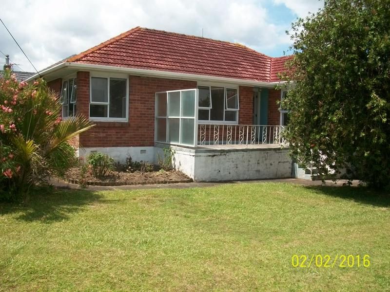 10 Strid Road, Te Atatu South, Auckland - Waitakere, 3 Bedrooms, 1 Bathrooms