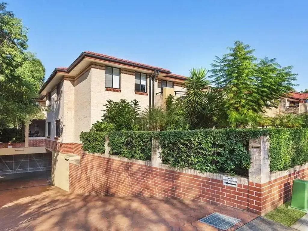 Beautiful Apartment of Peace and Convenience