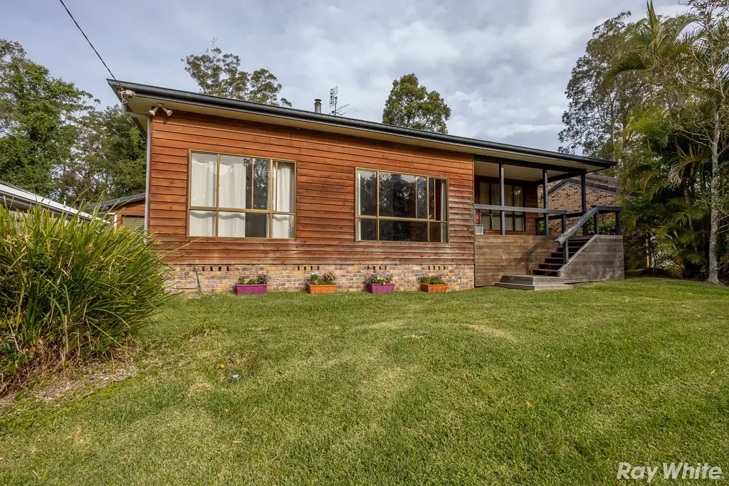 16 Keith Crescent, Smiths Lake, NSW 2428