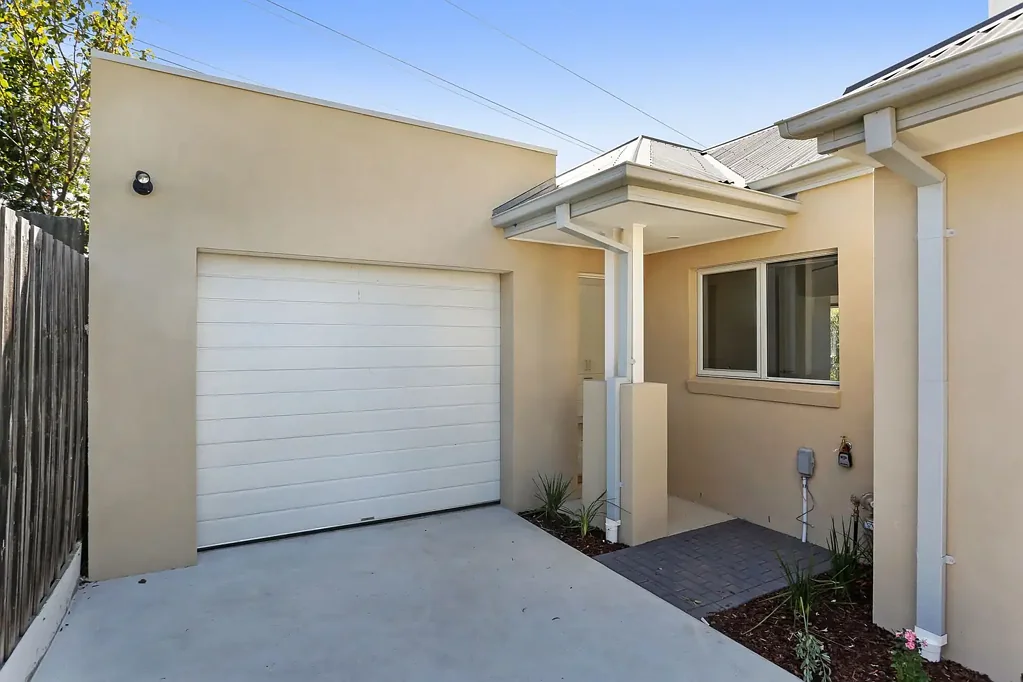 Contemporary Living with Comfort and Convenience