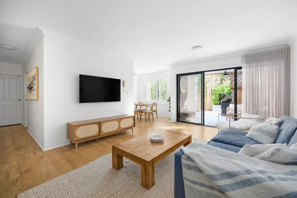 Dee Why 2બેડરૂમ Refreshed Courtyard Retreat in a Prime Coastal Setting