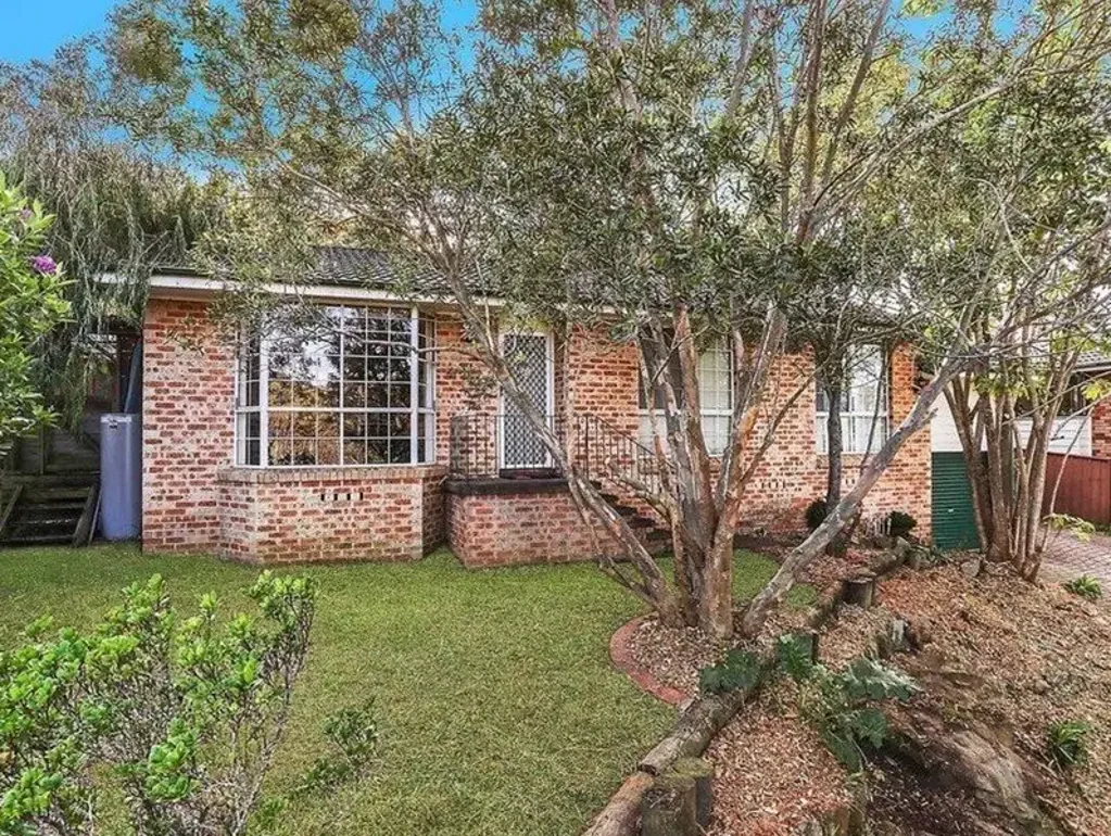 Escape to this lovely 3 bedroom home