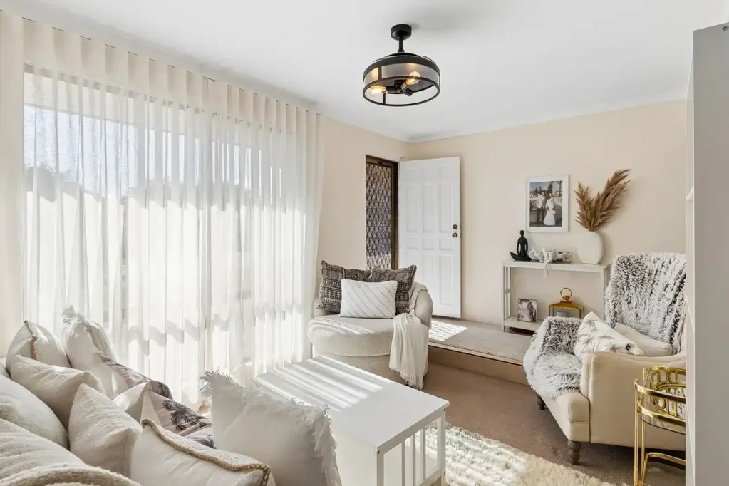 Beldon 3房  The Perfect Blend of Comfort and Convenience