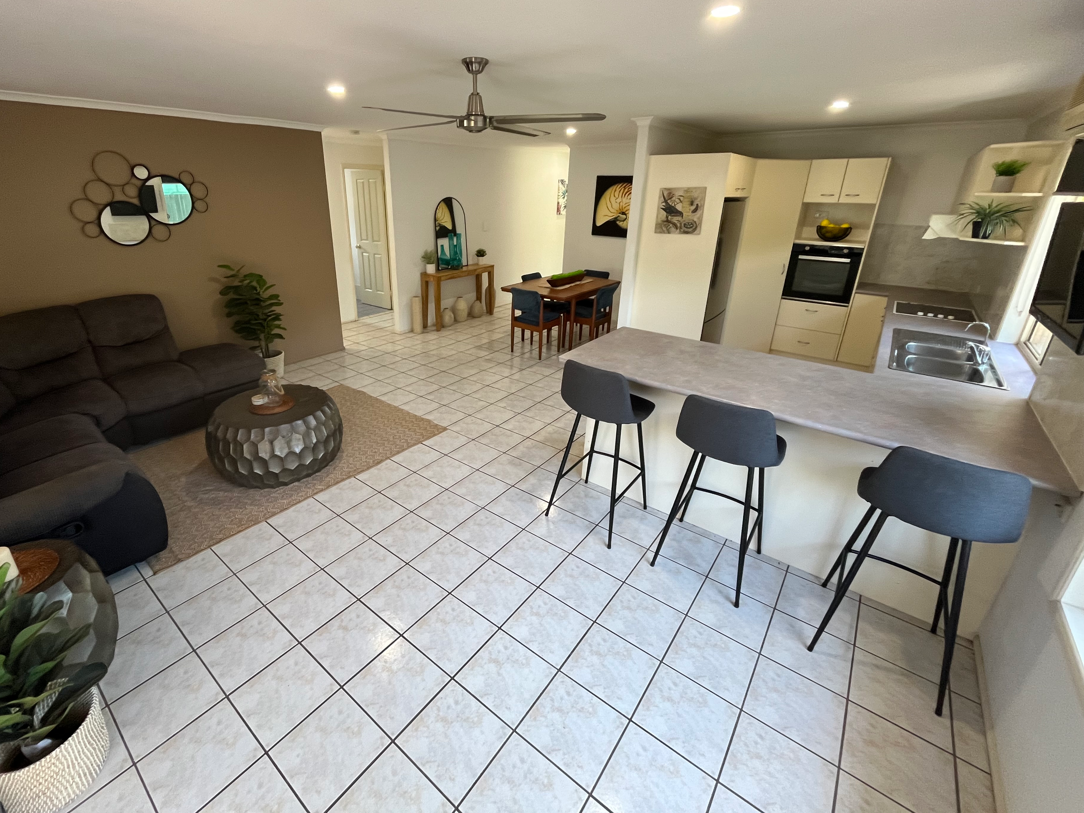 8 SHENTON WAY, NERANG QLD 4211, 0 રૂમ, 0 બાથરૂમ, House