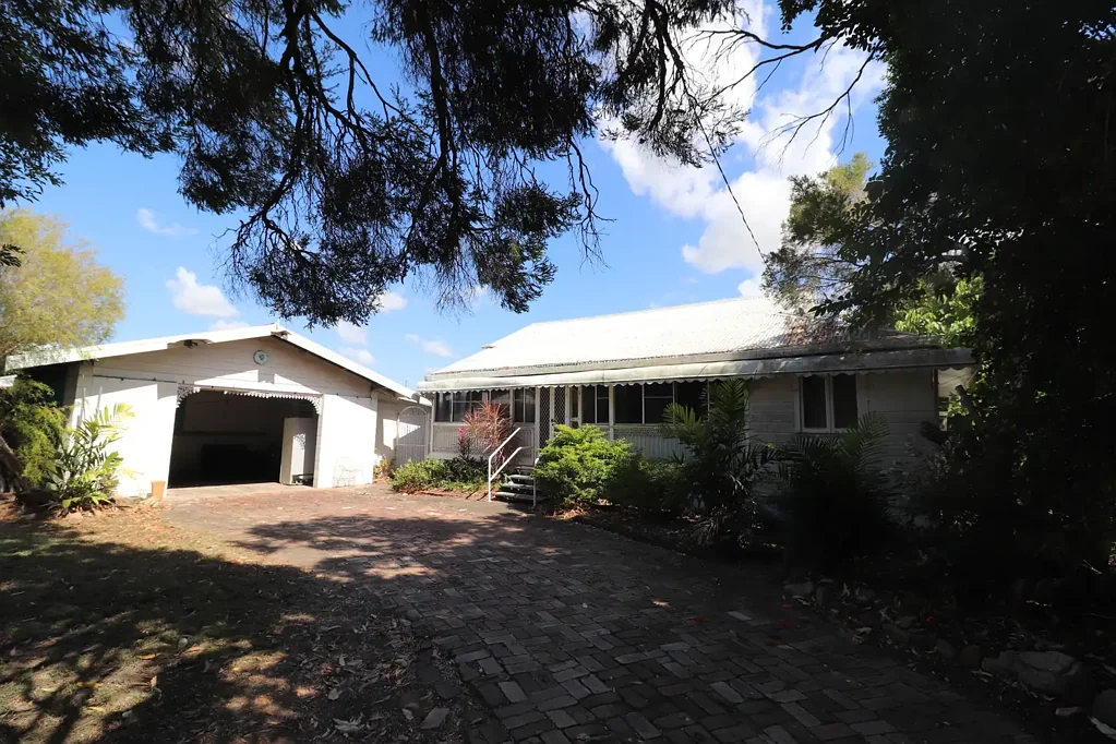 Ayr 3 Bedroom Traditional Low Set Queenslander