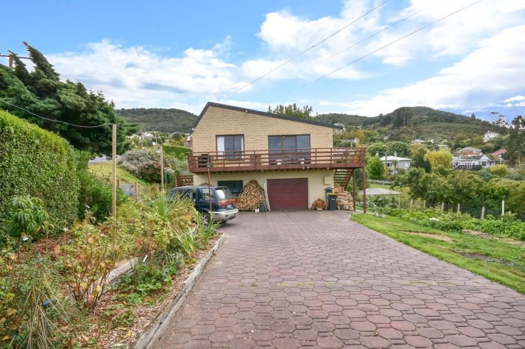 12 Athol Place, Ravensbourne, Dunedin, 3 कमरे, 2 बाथरूम