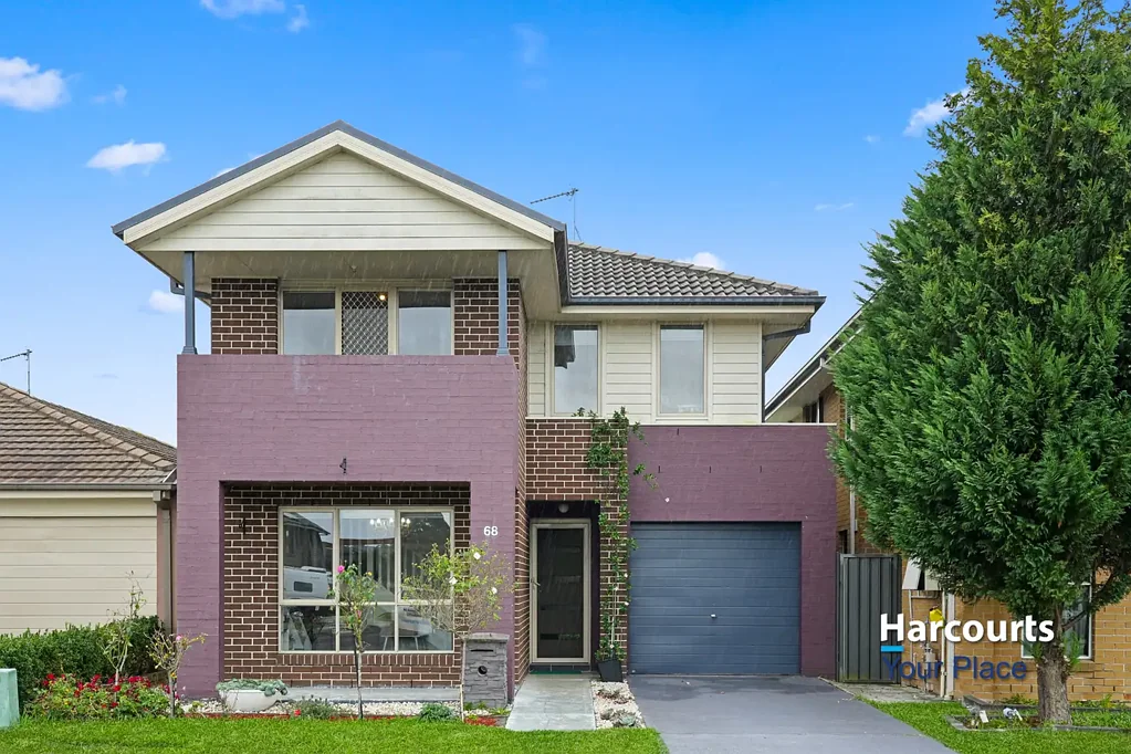 Ropes Crossing 4બેડરૂમ Immaculate Family Home with Multiple Living Areas & Stunning Outdoor Entertaining
