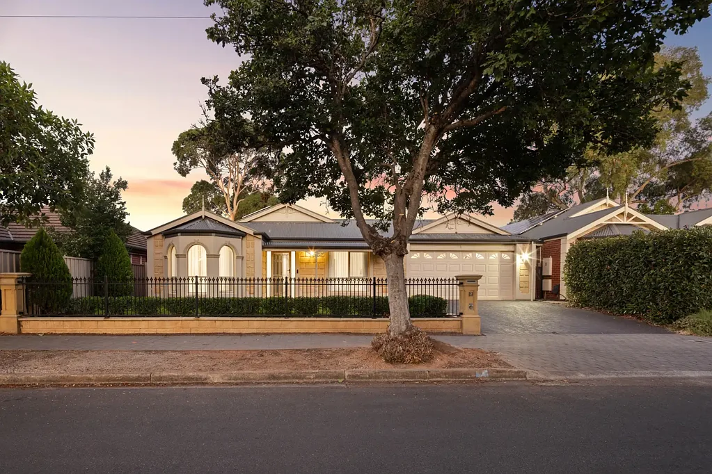2 Yulinda Terrace, Lower Mitcham, SA 5062