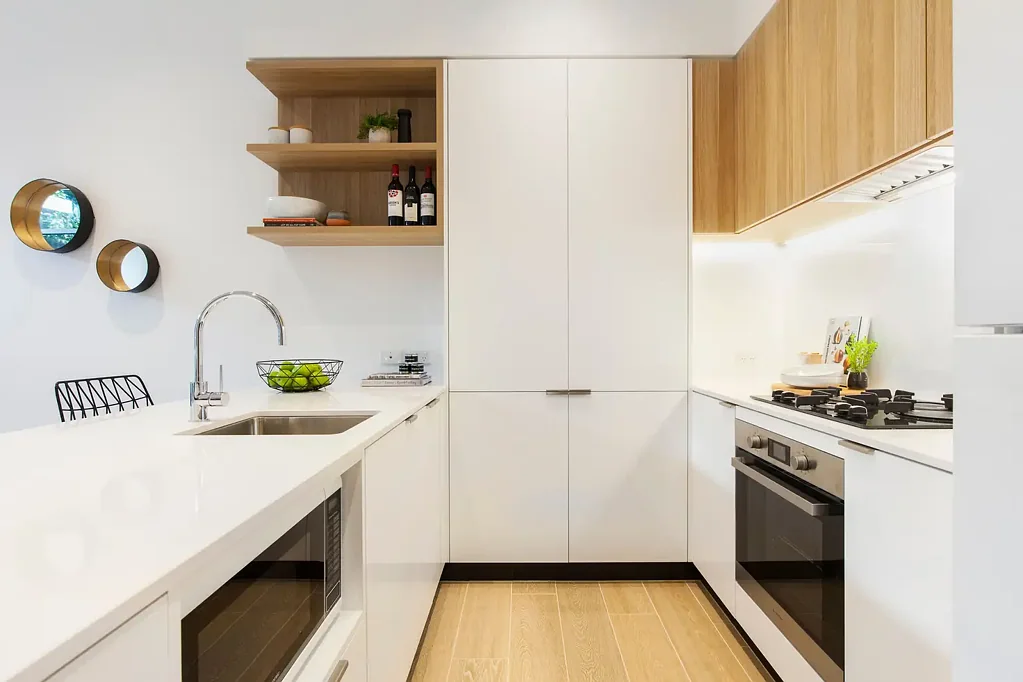 Superior 2 Bedroom Townhouse Style Apartment