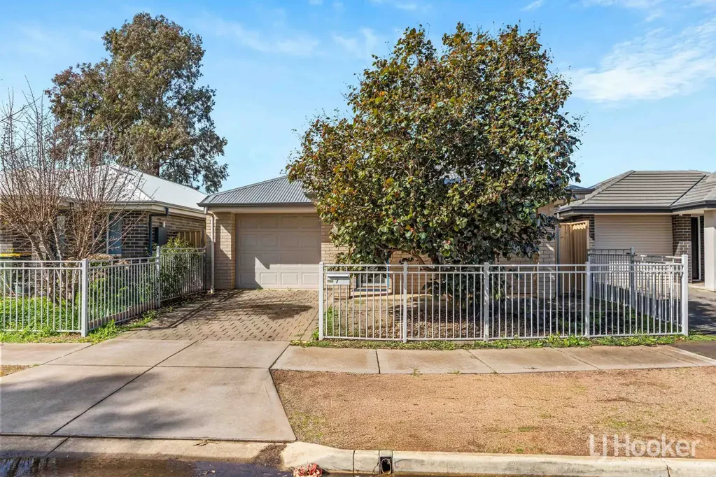 7 Roberts Crescent, Smithfield Plains, SA 5114