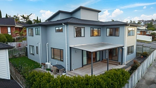 11 Matisse Drive, West Harbour, Waitakere City