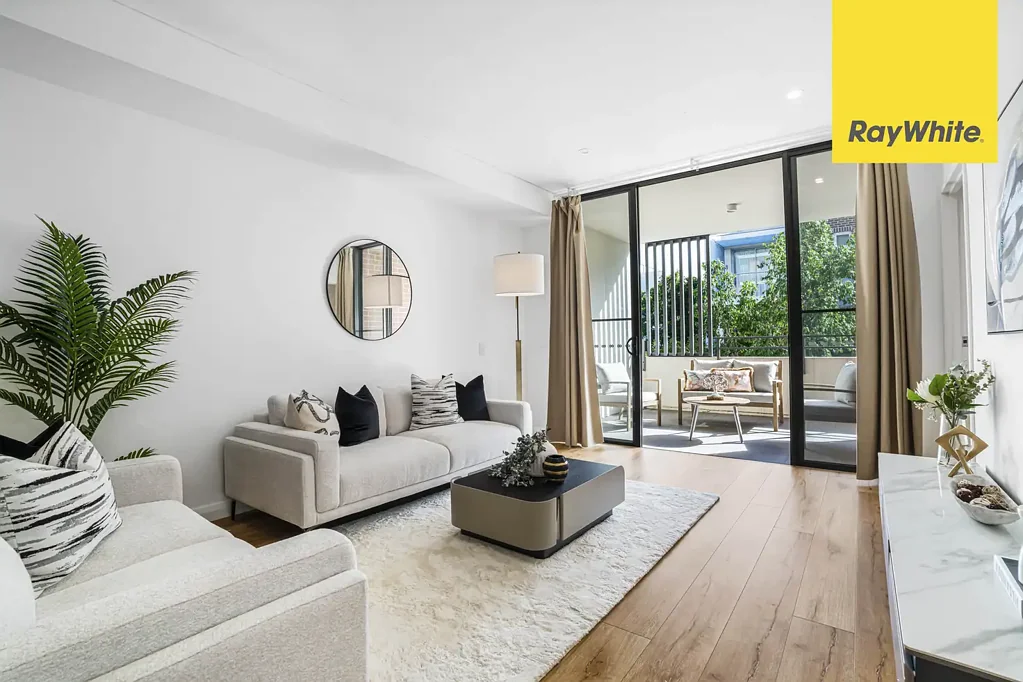 Epping 2침실 Light-Filled North-Facing Residence in Prime Location