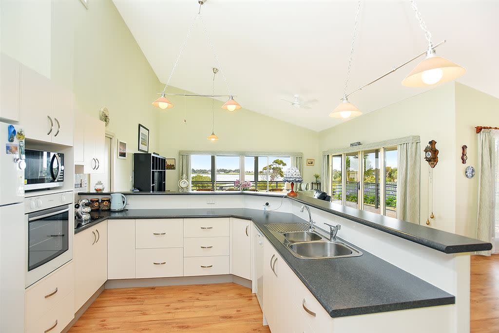 33 ISLAND VIEW DR, CLAYTON BAY SA 5256, 0 habitaciones, 0 baños, House