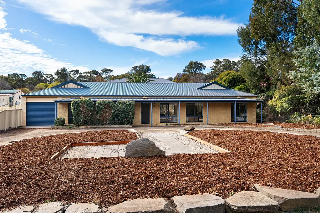 Peaceful Living & Perfectly Positioned
